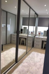 mirrored-sliding-wardrobe (1)