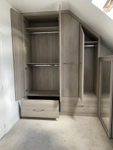 inside-of-fitted-wardrobe