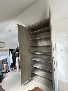 shelves-inside-fitted-wardrobe