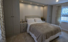 Overbed unit feature